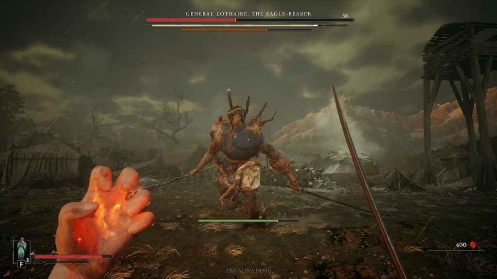 Um enorme soldado napoleônico atacando o jogador em Valor Mortis. 