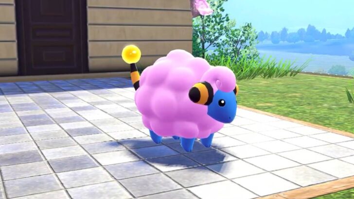Shiny Mareep é mostrado em um telhado