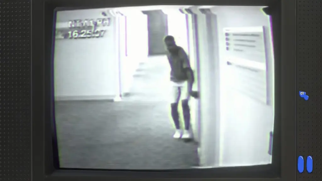 Sam Colton entrando furtivamente no quarto de sua filha em Hameln