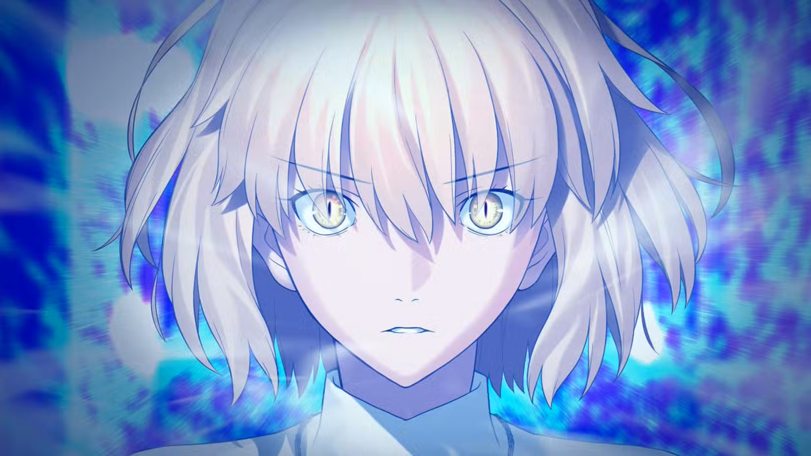Um Tsukihime, um pedaço de captura de tela da lua de vidro azul mostrando uma foto da cabeça de Arcueid cercada por chamas