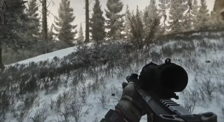 Explorando a floresta em Escape from Tarkov