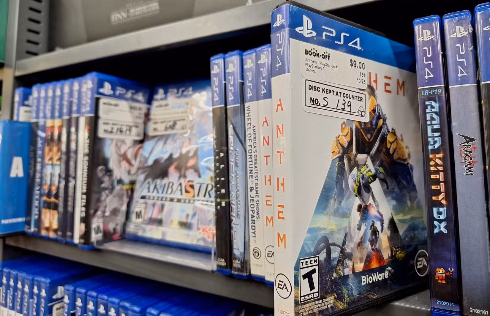 Cópias físicas do Anthem à venda um mês antes de seus servidores serem desligados.