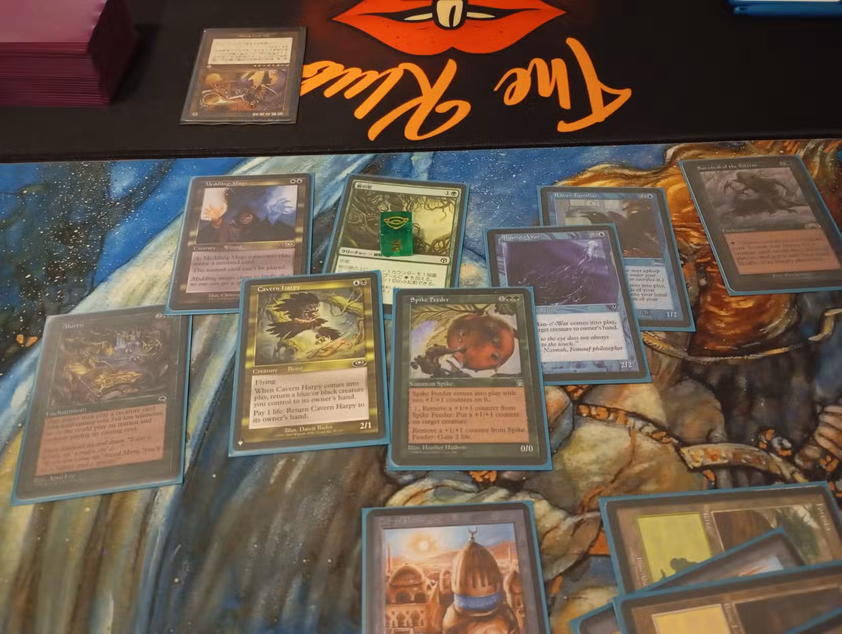 Um deck pré-moderno de Aluren sendo combinado