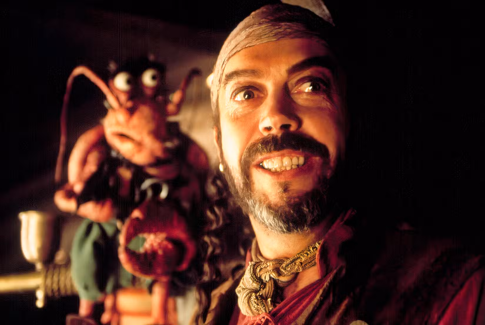 Ilha do Tesouro dos Muppet - Tim Curry como Long John Silver
