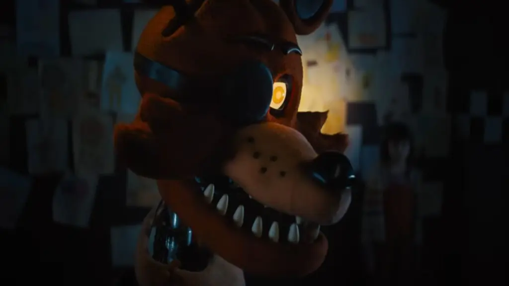 Close de Foxy no filme FNAF
