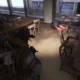 Uma bola de fogo em Arc raiders circulando uma sala com um jogador dentro dela.