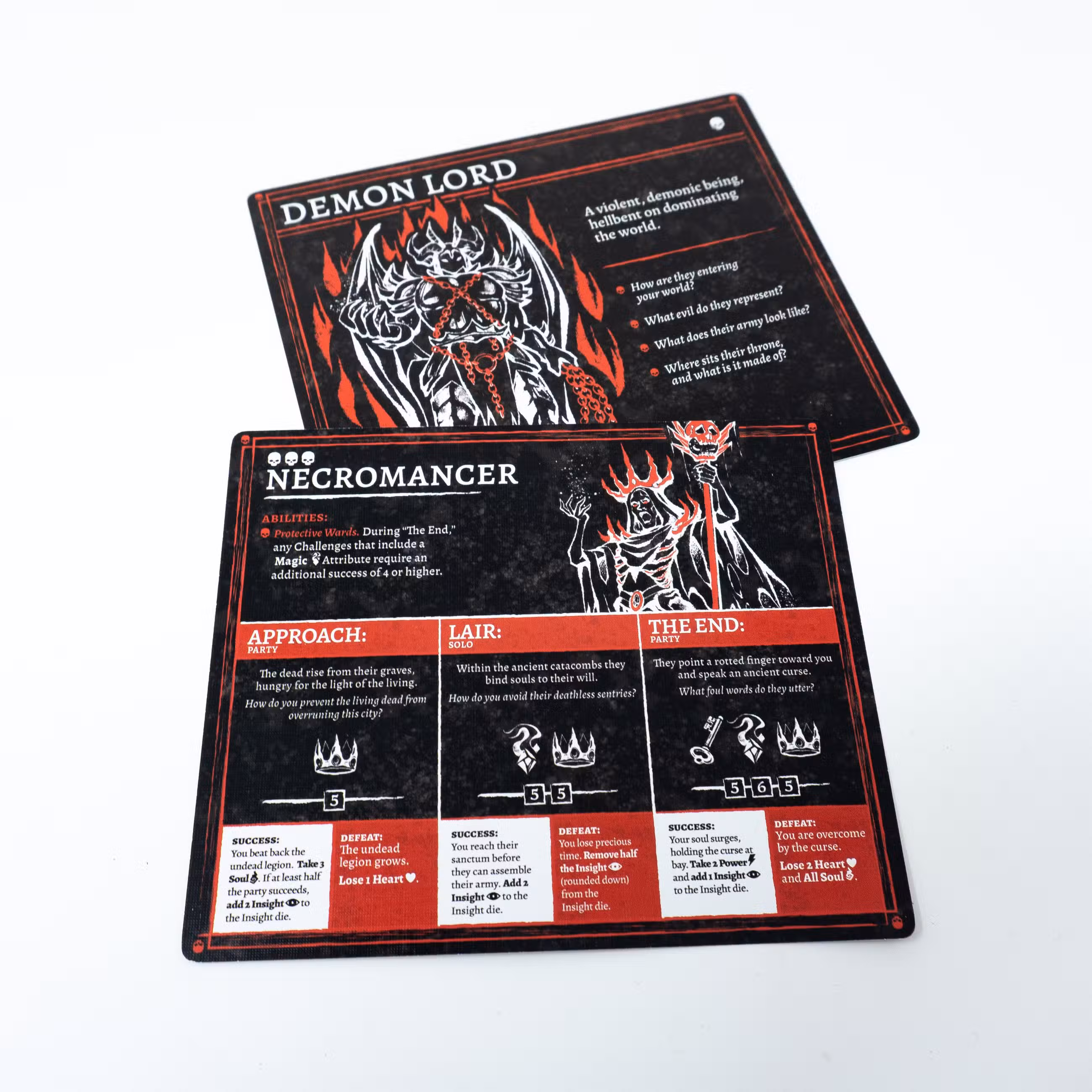 Cartas Nemesis para o TTRPG One Last Fight, mostrando os vilões Necromancer e Demon Lord e seus vários encontros de eventos