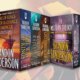 Brandon Sanderson retoma escrita de Ghostbloods em julho e atualiza cronograma da trilogia Mistborn Era 3