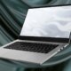 Razer Blade 14 com RTX 5070 e tela OLED fica abaixo de US$ 2 mil em oferta do Amazon Resale