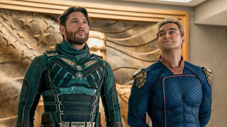 Showrunner de The Boys nega que aparições de Vought Rising na 5ª temporada sejam puro marketing