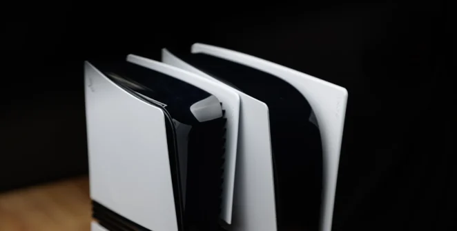 The PS5 Pro and the original PS5 next to each other.