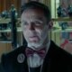 Série de Harry Potter na HBO contrata Peter Serafinowicz para viver o poltergeist Pirraça, personagem ausente nos filmes