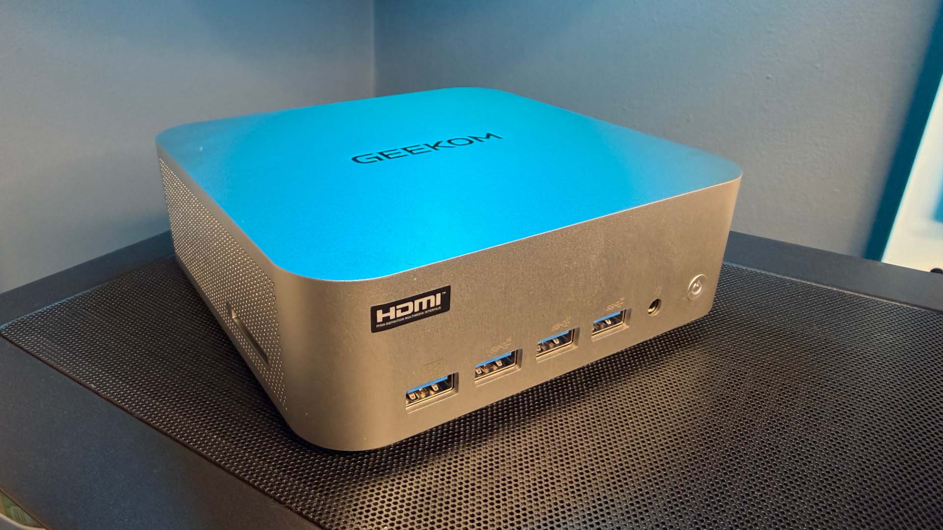 Geekom