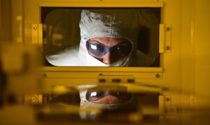 Intel pode retomar produção de processadores antigos, incluindo Comet Lake, para conter preços elevados