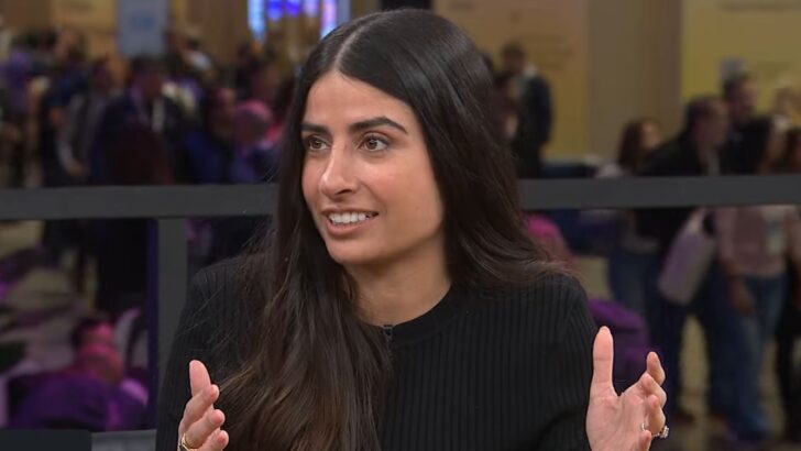 Meta bilionária da Xbox: CEO Asha Sharma quer entreter mais de 1 bilhão de pessoas por dia, número 24 vezes maior que o pico da Steam