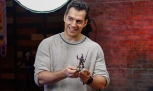 Amazon confirma Mike Flanagan como roteirista da adaptação de Warhammer 40.000 com Henry Cavill