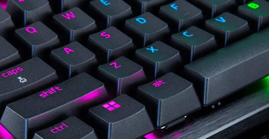 Teclado Razer Huntsman V3 Pro TKL com switches ópticos ajustáveis entra em promoção na Amazon