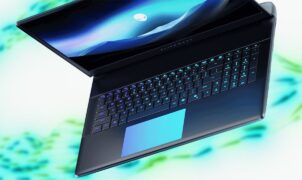 The-Alienware-18-Area-51-RTX-5090-Gaming-Laptop-With-64GB-0AFQjU.jpg