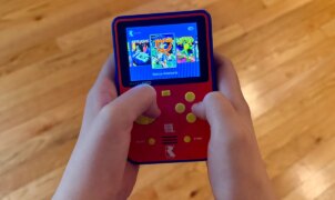 HyperMegaTech Super Pocket Rare Edition: portátil com 14 jogos clássicos da Rare e suporte a cartuchos Evercade