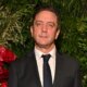 Peter Serafinowicz conta como amizade com Alex Garland, fã de Dark Souls, lhe rendeu papel no filme de Elden Ring
