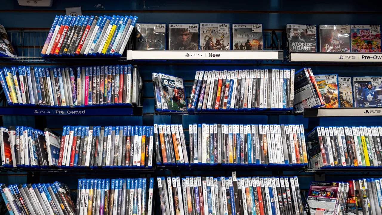Cohen, da GameStop, minimiza fim dos discos físicos da Sony: Totalmente irrelevante