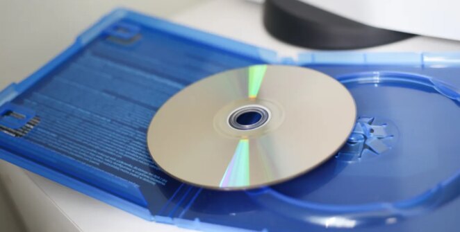 KFC e Dominos entram na onda de críticas à decisão da Sony de abandonar discos físicos no PlayStation
