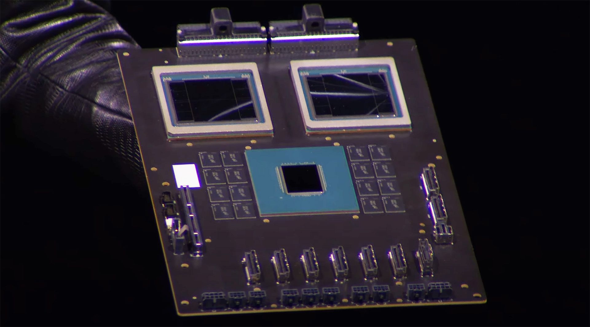 AMD afirma que CUDA virou um não evento e que empresas já programam em níveis onde a tecnologia da Nvidia não faz diferença