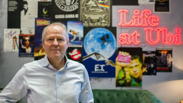 Ubisoft CEO minimiza fim dos discos da Sony e diz que mercado se adaptará