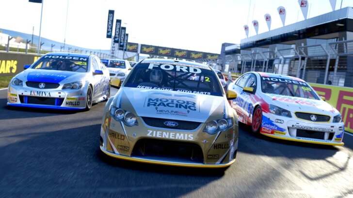 Project Motor Racing recebe Holden Commodore grátis e suporte a três telas no PC com atualização 2.1