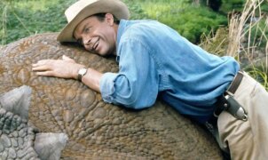 Sam Neill, astro de Jurassic Park, morre aos 78 anos na Austrália
