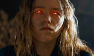 Nos bastidores de Supergirl: DC Studios e diretor disputaram versões do filme até o lançamento