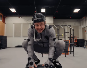 Andy Serkis volta a interpretar Gollum em vídeo dos bastidores de The Hunt for Gollum; filme estreia em 2027