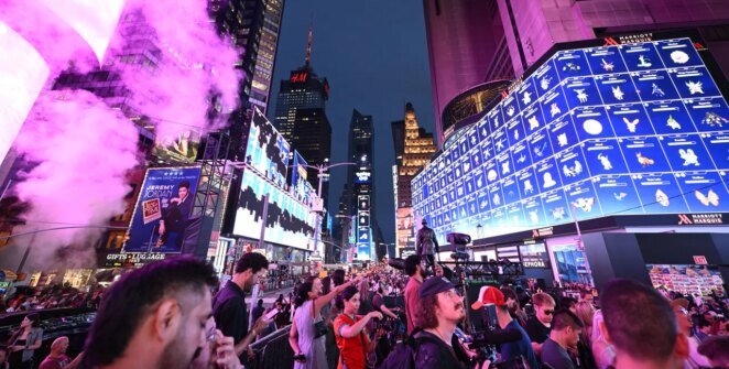 Pokémon Go: sorteados para evento exclusivo em Times Square vendem Mewtwo raro por até US$ 10 mil e quebram regras do jogo