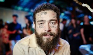 Post Malone abre lacre de carta de US$ 2 milhões de Magic: The Gathering e causa pânico em mesa de jogo