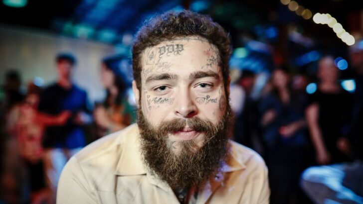 Post Malone abre lacre de carta de US$ 2 milhões de Magic: The Gathering e causa pânico em mesa de jogo