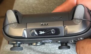 Vazam fotos de protótipo do Xbox Elite Series 3 com tela embutida e botão de pareamento inédito