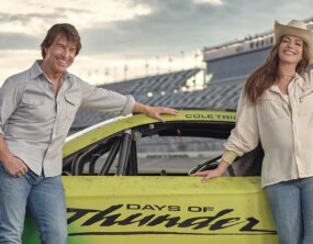 Anne Hathaway entra para a sequência de Days of Thunder ao lado de Tom Cruise