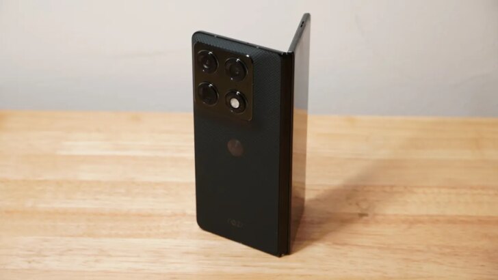 Motorola Razr Fold: análise completa do dobrável ultrafino que desafia a Samsung
