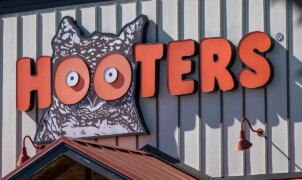 Hooters: The Movie vai contar a origem da rede em comédia com um dos fundadores no roteiro