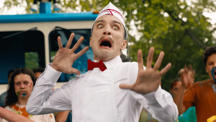 Crítica: Ice Cream Man, novo terror de Eli Roth, é uma colagem derivativa sem sustos nem originalidade