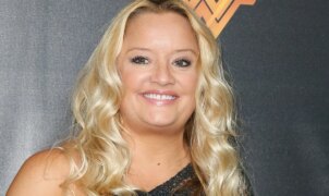 Lucy Davis, de The Office e Mulher-Maravilha, revela diagnóstico de câncer terminal