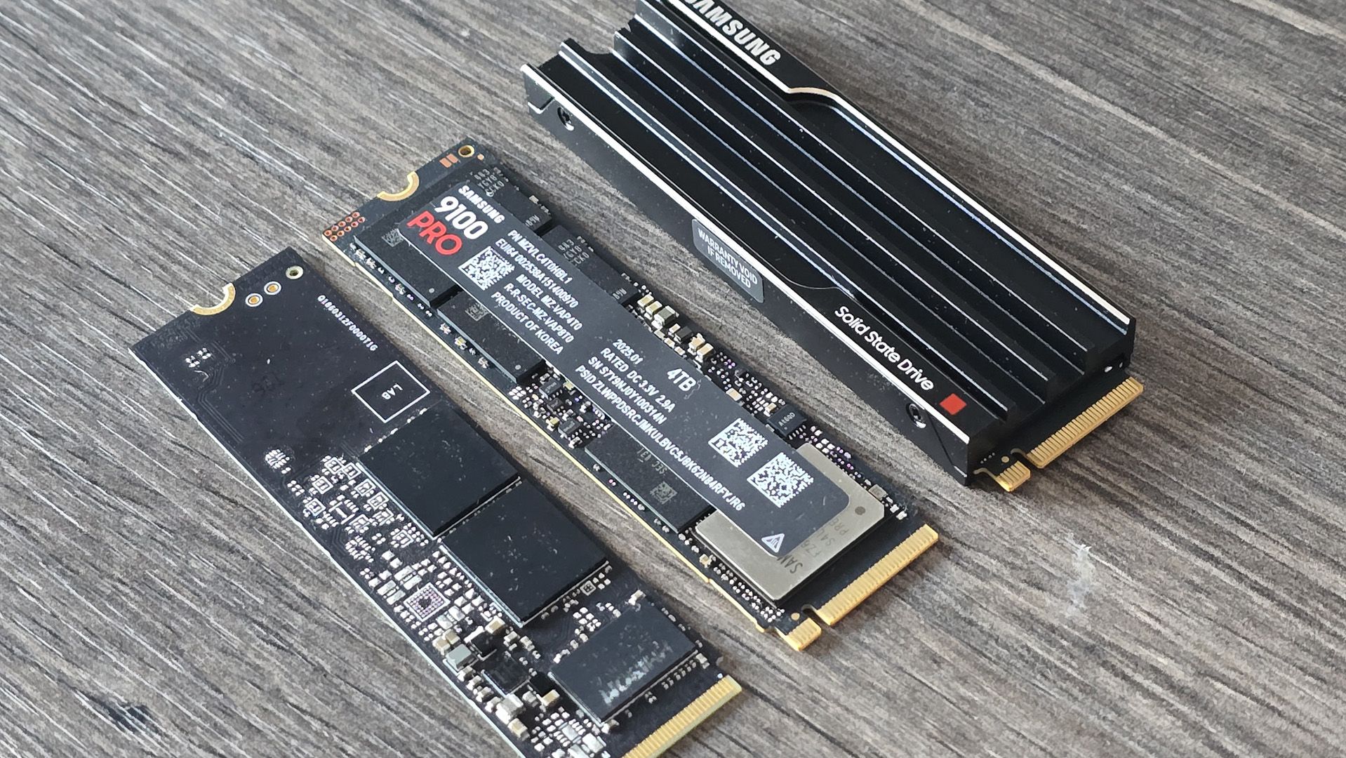 YMTC mira o topo do mercado de memória NAND até 2027 e quer superar Samsung e SK hynix