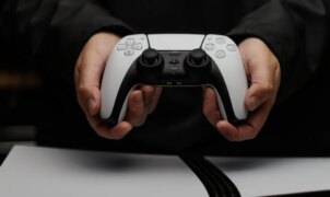 Sony corrige informação sobre fim dos discos: produção não vai cair tanto em 2028