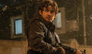 Novo filme de Resident Evil aposta em humor e sobrevivência para renovar a franquia nos cinemas
