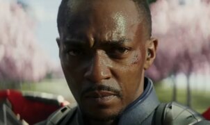 Anthony Mackie conta que descobriu seu destino como Capitão América na casa de Chris Evans