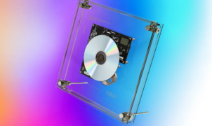 CD player transparente vira quadro de parede e bate meta no Kickstarter