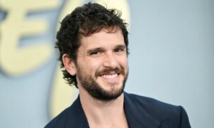 Kit Harington fala sobre retorno como Cavaleiro Negro no MCU e não anima os fãs