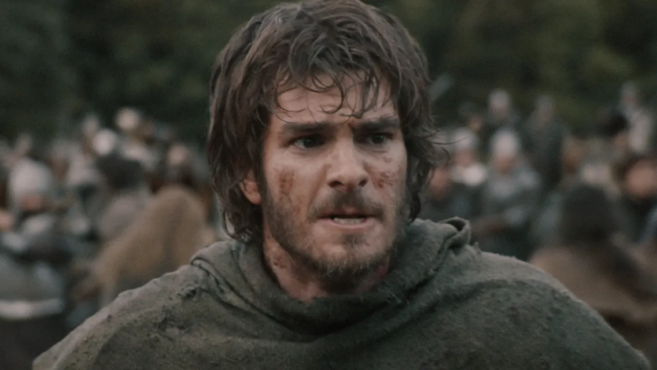 Andrew Garfield manda recado para bilionários com novo filme sobre revolta camponesa