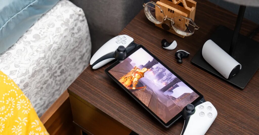 Certificação vaza dois possíveis novos modelos do PlayStation Portal, com indício de tela OLED