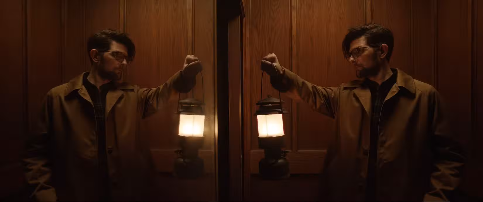 Adam-Scott-mirrored-Hokum